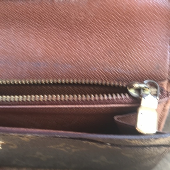 Authentic‎ Louis Vuitton Portefeiulle Sarah Long Wallet - Picture 3 of 9